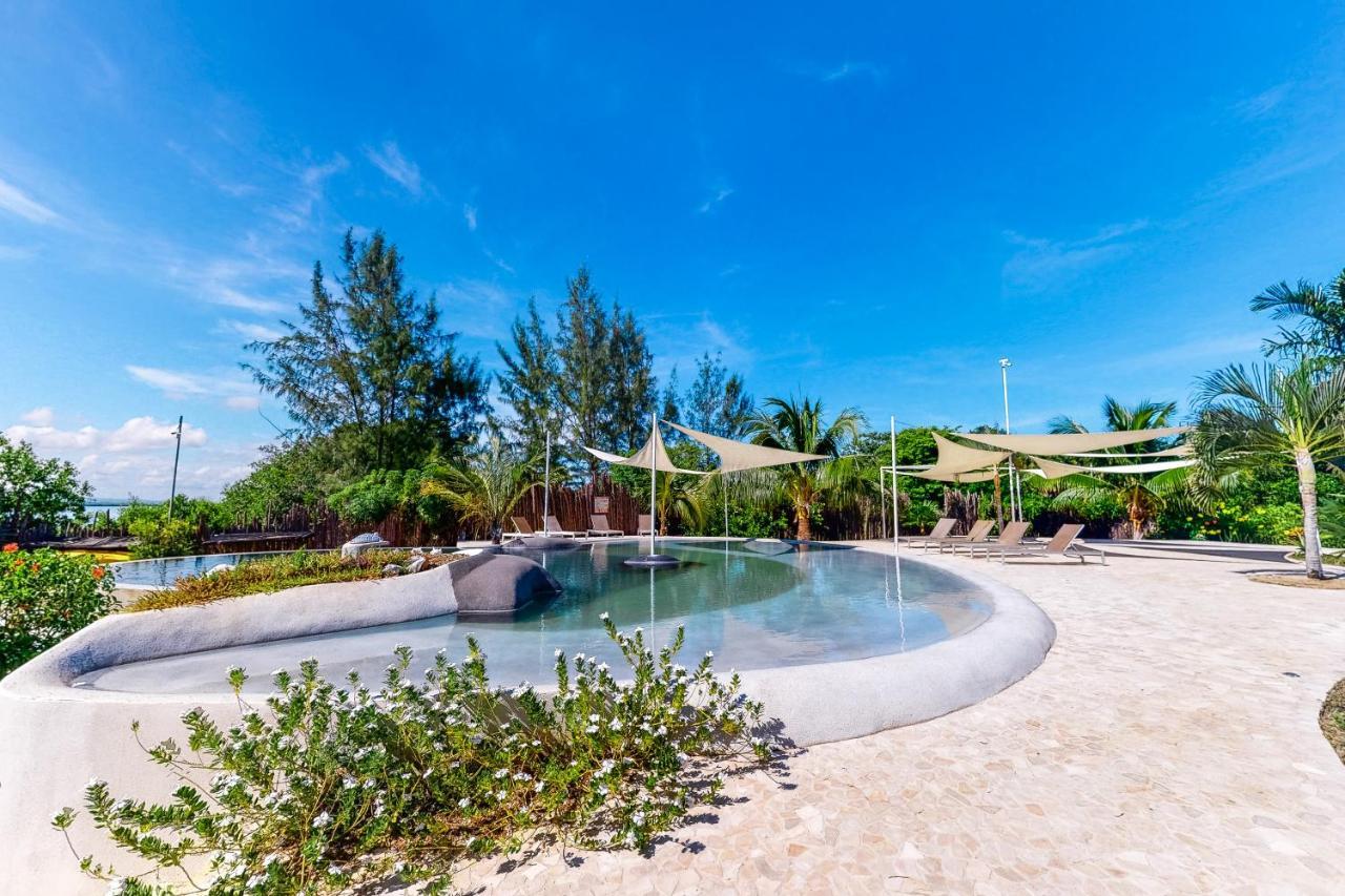 Dolphin @ Swan Villas Maya Beach Екстериор снимка